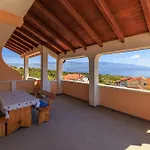 Apartment Ruzica F Lopar