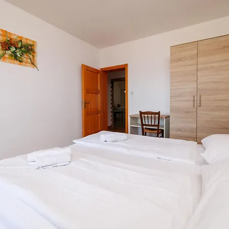 Apartmán Ruzica F Lopar