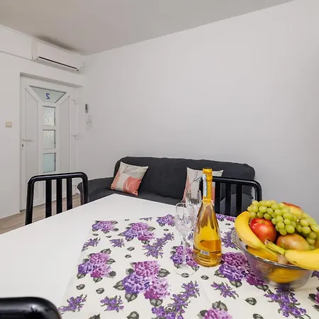 Apartment Ruzica F
