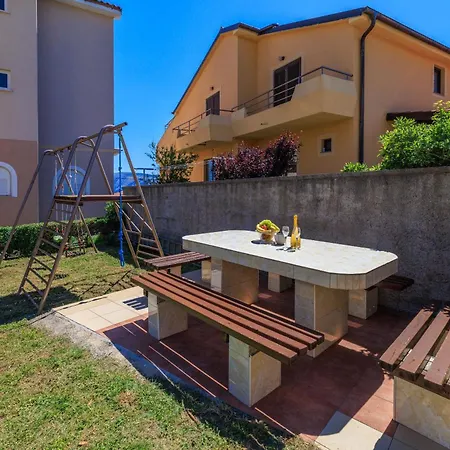 Apartmán Ruzica F *